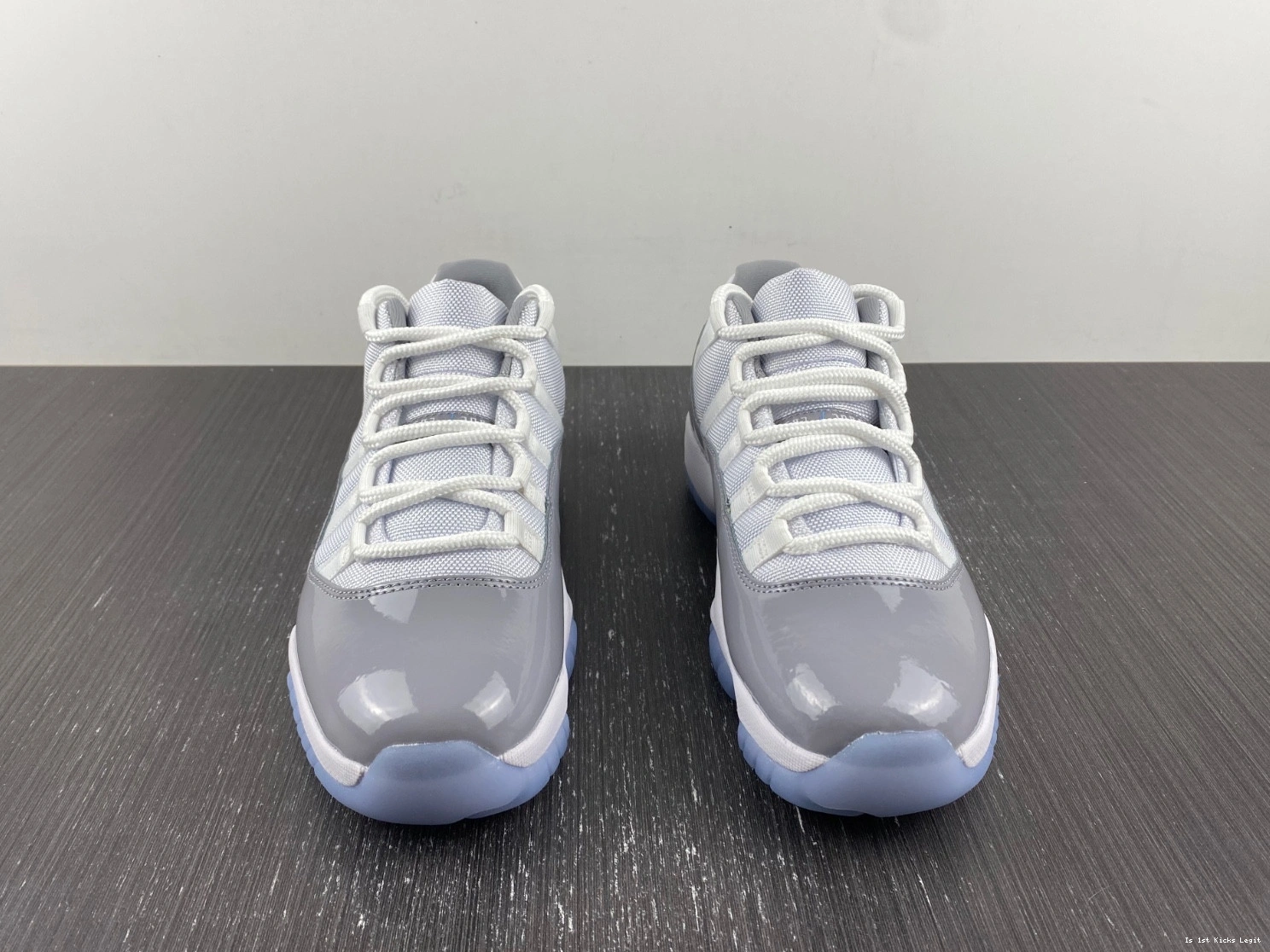 Air Cement 11 AV2187-140 Low Grey Jordan 1222